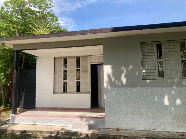 Detached House with 2 bedrooms for sale in Latinoamericano, Bayamo, Granma - 10