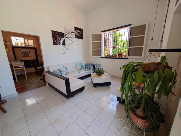 Casa de 3 habitaciones en venta en Miramar, Playa, La Habana - 2