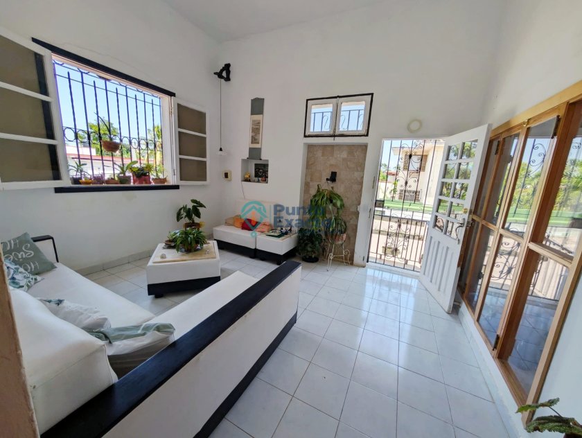 Casa de 3 habitaciones en venta en Miramar, Playa, La Habana