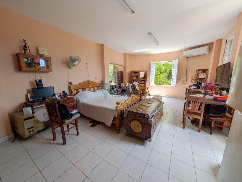 Casa de 3 habitaciones en venta en Miramar, Playa, La Habana