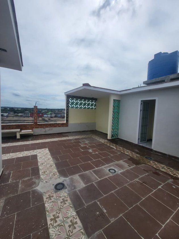 Apartment with 4 bedrooms for sale in Luyanó, Diez de Octubre, La Habana
