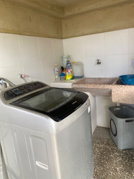 House with 6 bedrooms for sale in Diez de Octubre, La Habana - 11