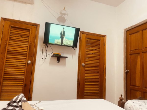 House with 6 bedrooms for sale in Diez de Octubre, La Habana - 2