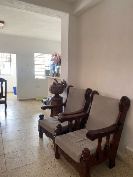 House with 6 bedrooms for sale in Diez de Octubre, La Habana - 4