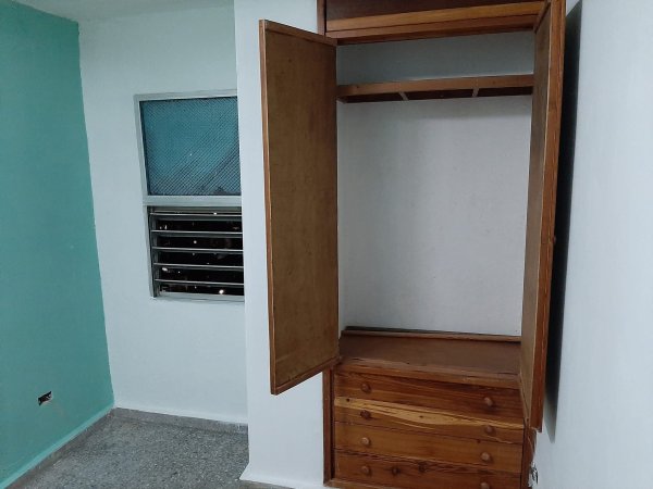 Apartamento de 3 habitaciones en venta en Latinoamericano, Cerro, La Habana - 4