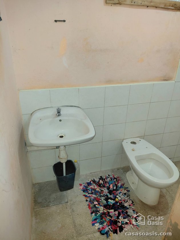 Casa de 2 habitaciones en venta en Bayamo, Granma