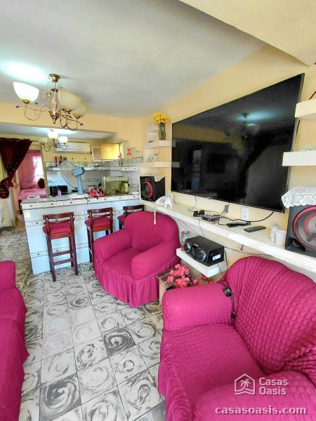 Biplanta de 6 habitaciones en venta en La Unión, Bayamo, Granma
