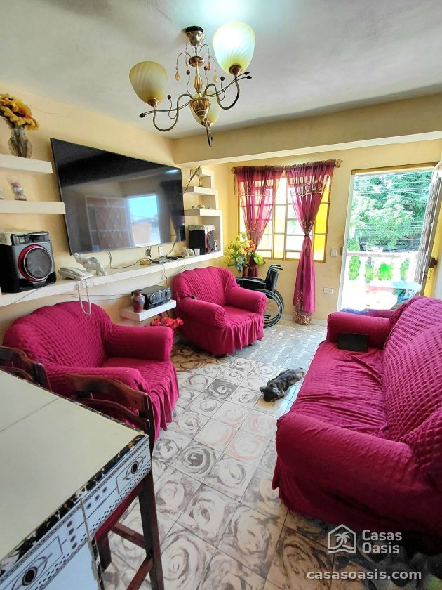 Biplanta de 6 habitaciones en venta en La Unión, Bayamo, Granma