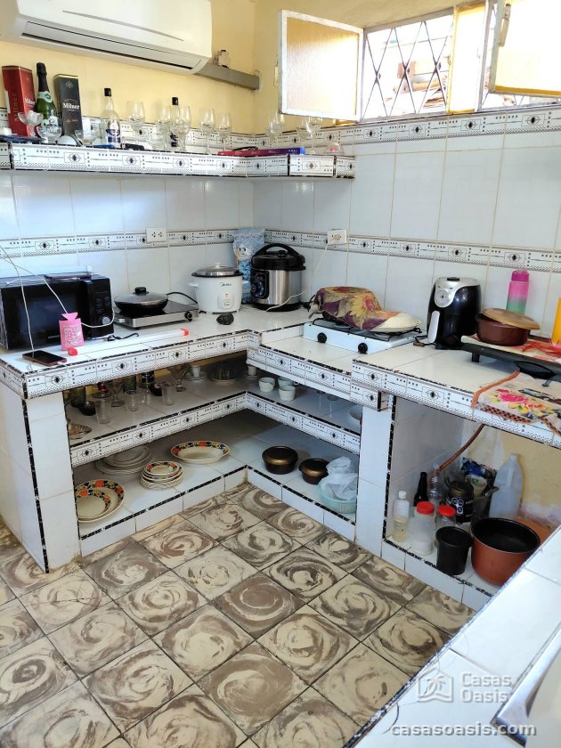 Biplanta de 6 habitaciones en venta en La Unión, Bayamo, Granma