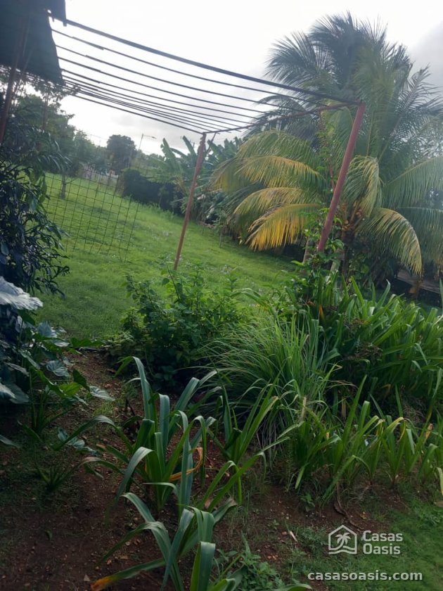 Country House with 4 bedrooms for sale in Santiago de las Vegas, Boyeros, La Habana