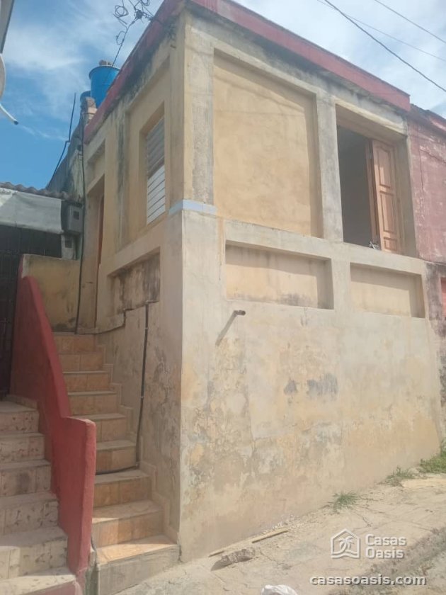 Casa de 2 habitaciones en venta en Lawton, Diez de Octubre, La Habana