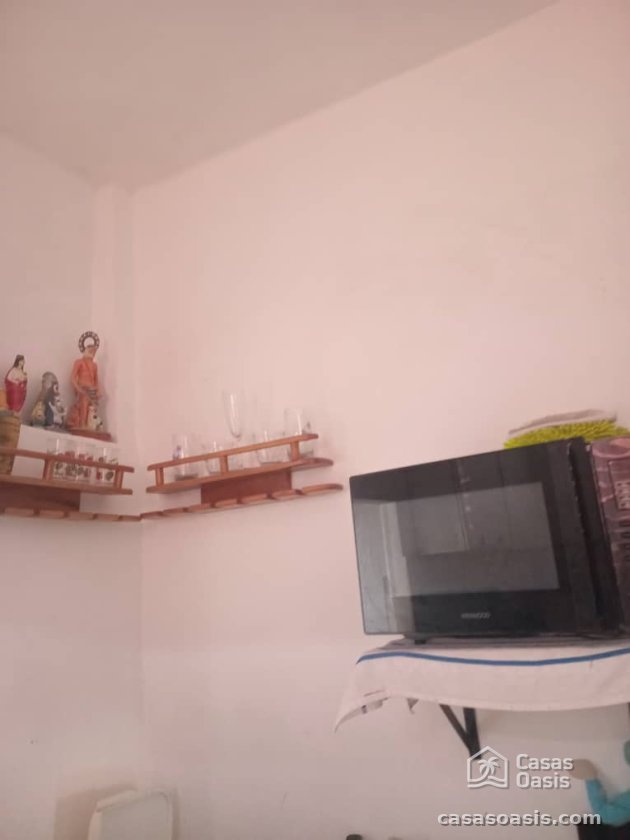 Casa de 2 habitaciones en venta en Lawton, Diez de Octubre, La Habana
