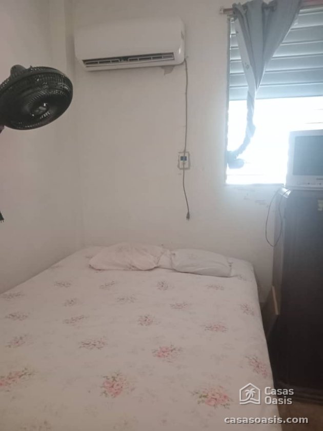 Casa de 2 habitaciones en venta en Lawton, Diez de Octubre, La Habana
