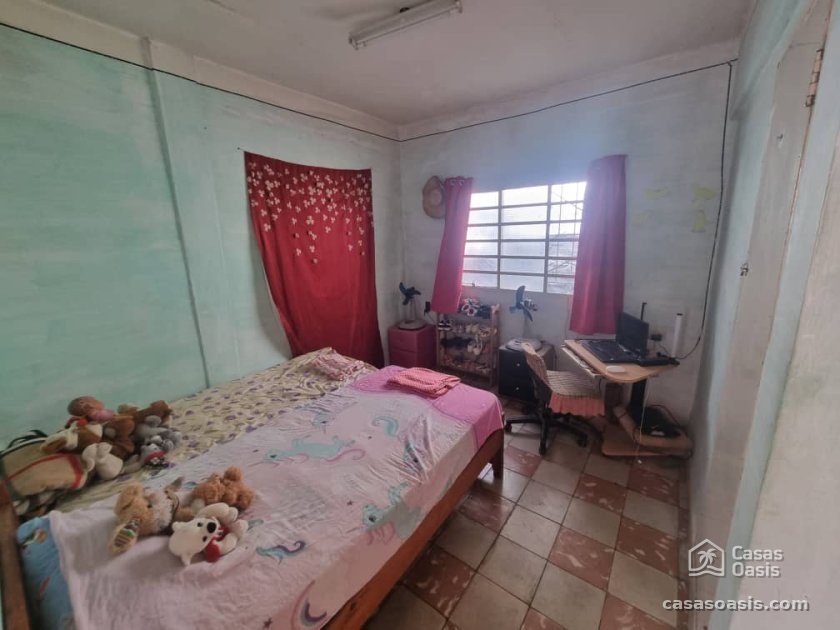 Casa Independiente de 2 habitaciones en venta en San Juan de los Pinos, San Miguel del Padrón, La Habana