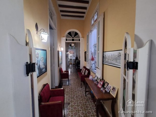 Casa Independiente de 6 habitaciones en venta en Vedado, Plaza de la Revolución, La Habana - 5