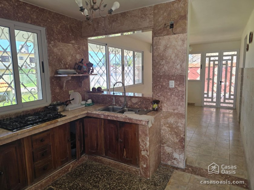 Detached House with 4 bedrooms for sale in Boca Ciega, Habana del Este, La Habana