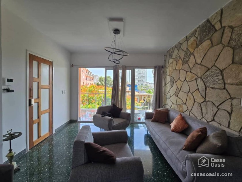 Duplex with 3 bedrooms for sale in Vedado, Plaza de la Revolución, La Habana