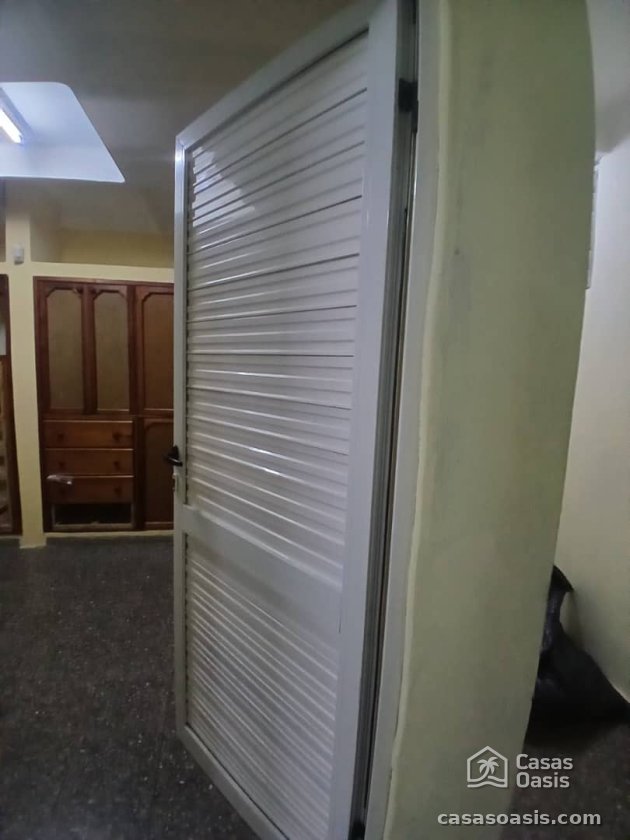 Apartamento de 2 habitaciones en venta en Nuevo Vedado, Plaza de la Revolución, La Habana