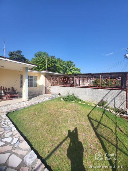 House with 2 bedrooms for sale in Reparto Bahía, Habana del Este, La Habana - 11