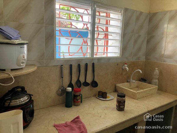 Casa Independiente de 3 habitaciones en venta en Guanabo, Habana del Este, La Habana - 4