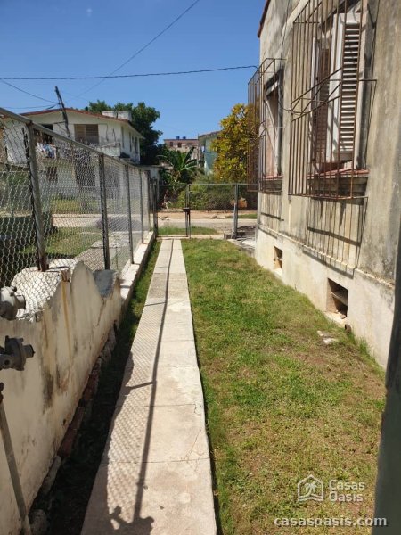 Casa Independiente de 4 habitaciones en venta en Diez de Octubre, La Habana - 14