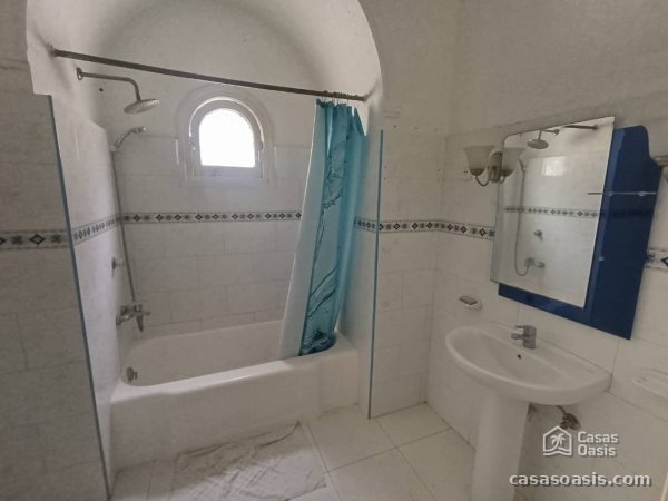 Casa Independiente de 4 habitaciones en venta en Miramar, Playa, La Habana - 5