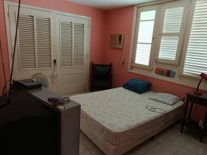 Casa Independiente de 4 habitaciones en venta en Santa Fe, Playa, La Habana - Miniatura 10