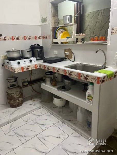 Casa Independiente de 3 habitaciones en venta en Guanabo, Habana del Este, La Habana - 3