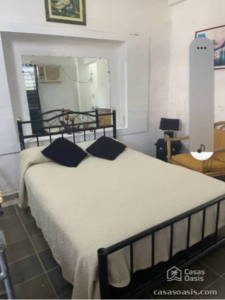 Casa Independiente de 3 habitaciones en venta en Guanabo, Habana del Este, La Habana - 4