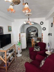 Casa Independiente de 4 habitaciones en venta en Latinoamericano, Cerro, La Habana - Miniatura 2