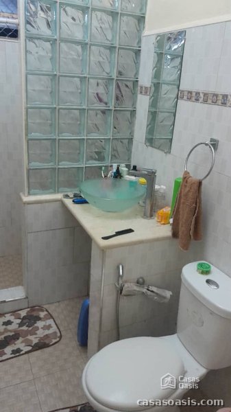 Casa Independiente de 4 habitaciones en venta en Latinoamericano, Cerro, La Habana