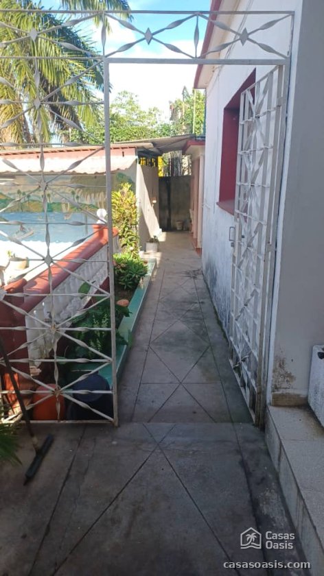Casa de 5 habitaciones en venta en San Francisco de Paula, San Miguel del Padrón, La Habana