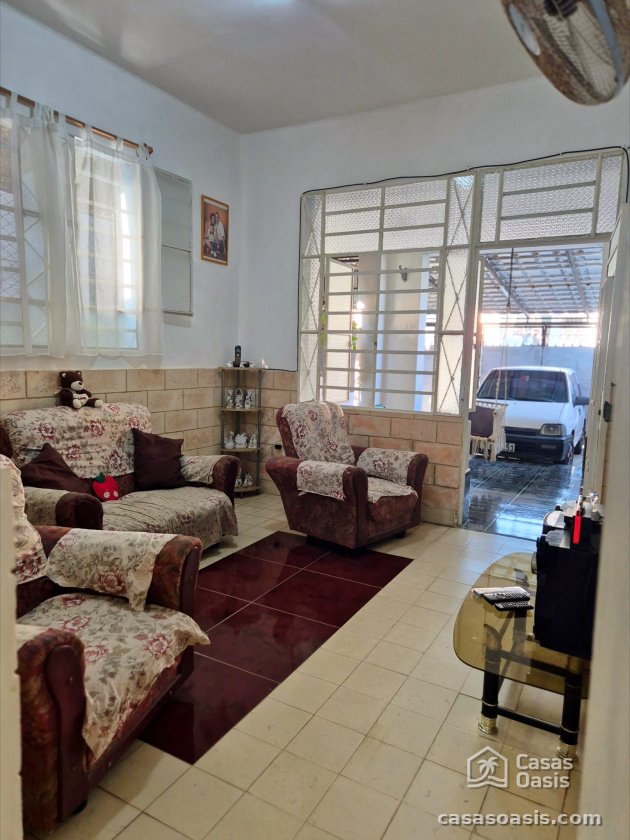 Biplanta de 3 habitaciones en venta en Santos Suárez, Diez de Octubre, La Habana