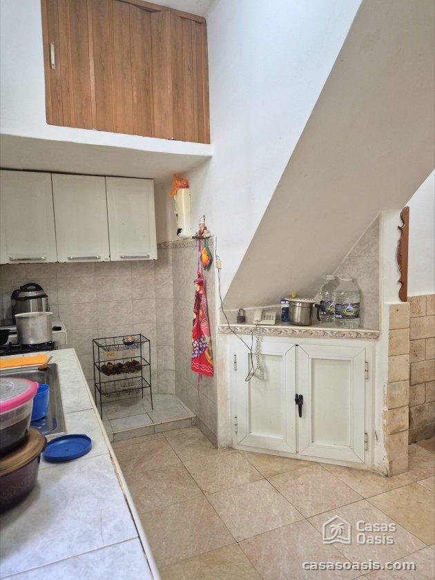 Biplanta de 3 habitaciones en venta en Santos Suárez, Diez de Octubre, La Habana