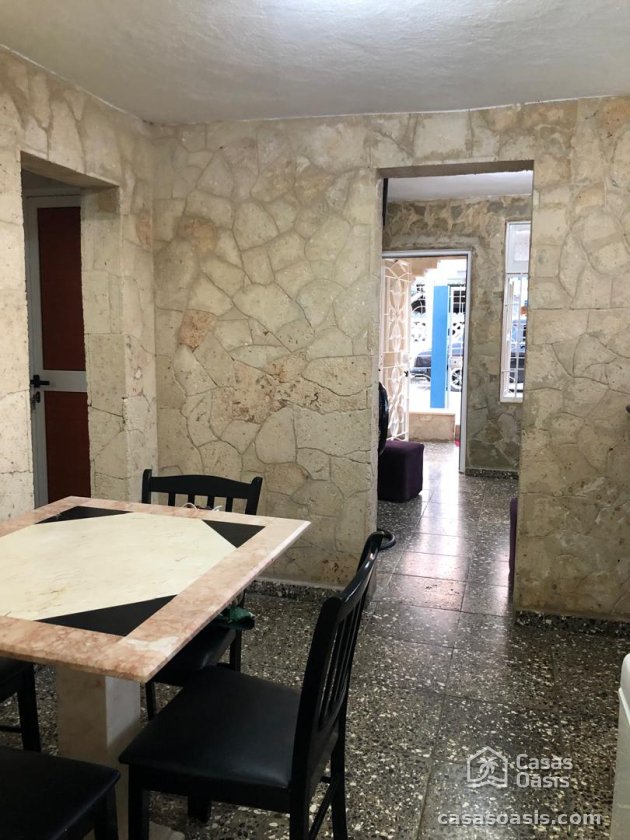 Biplanta de 3 habitaciones en venta en Guanabo, Habana del Este, La Habana