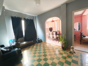 Apartamento de 2 habitaciones en venta en Santos Suárez, Diez de Octubre, La Habana - Miniatura 1