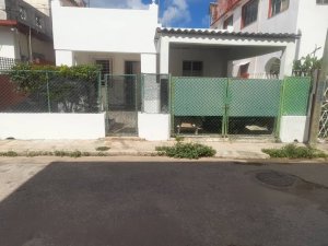 Casa Independiente de 3 habitaciones en venta en Miramar, Playa, La Habana - Miniatura 1