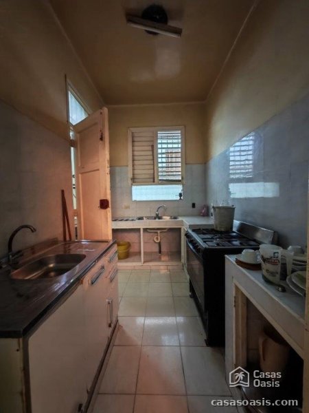 Casa Independiente de 3 habitaciones en venta en Vedado, Plaza de la Revolución, La Habana - 4
