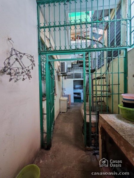 Casa Independiente de 3 habitaciones en venta en Vedado, Plaza de la Revolución, La Habana - 5