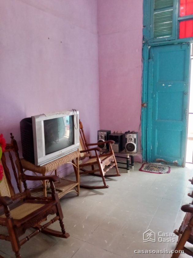 Casa de 3 habitaciones en venta en Catedral, Habana Vieja, La Habana