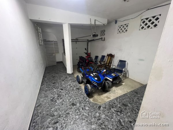 Casa Independiente de 6 habitaciones en venta en Diez de Octubre, La Habana