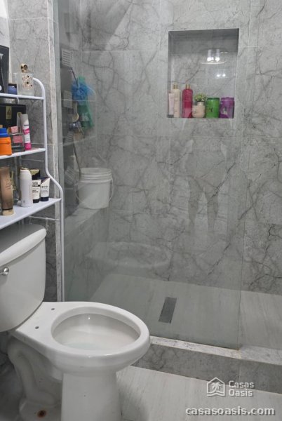 Casa Independiente de 6 habitaciones en venta en Diez de Octubre, La Habana - 13