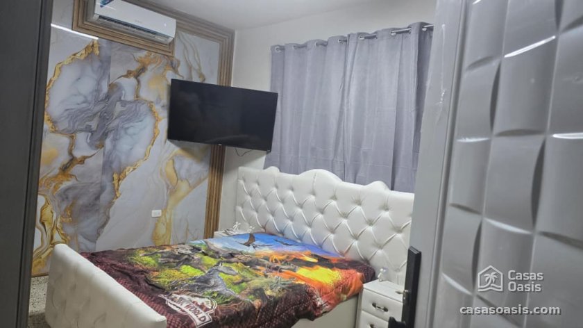Casa Independiente de 6 habitaciones en venta en Diez de Octubre, La Habana