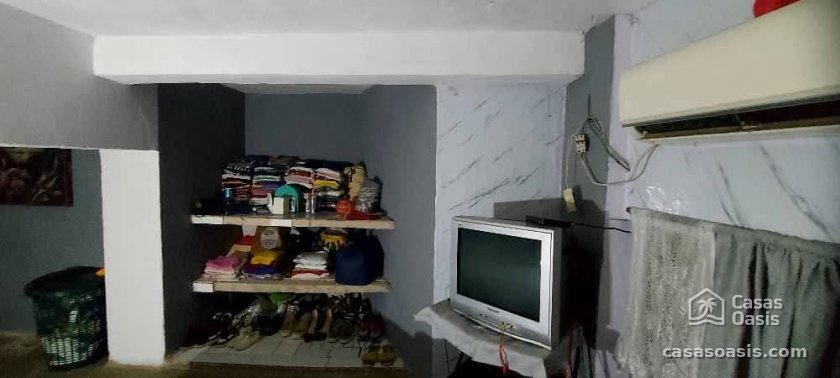 Casa de 2 habitaciones en venta en Los Sitios, Centro Habana, La Habana