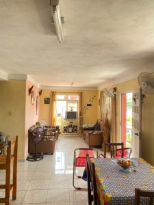 Biplanta de 3 habitaciones en venta en Santa Fe, Playa, La Habana - Miniatura 10