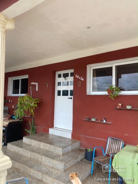 Biplanta de 3 habitaciones en venta en Santa Fe, Playa, La Habana - 2