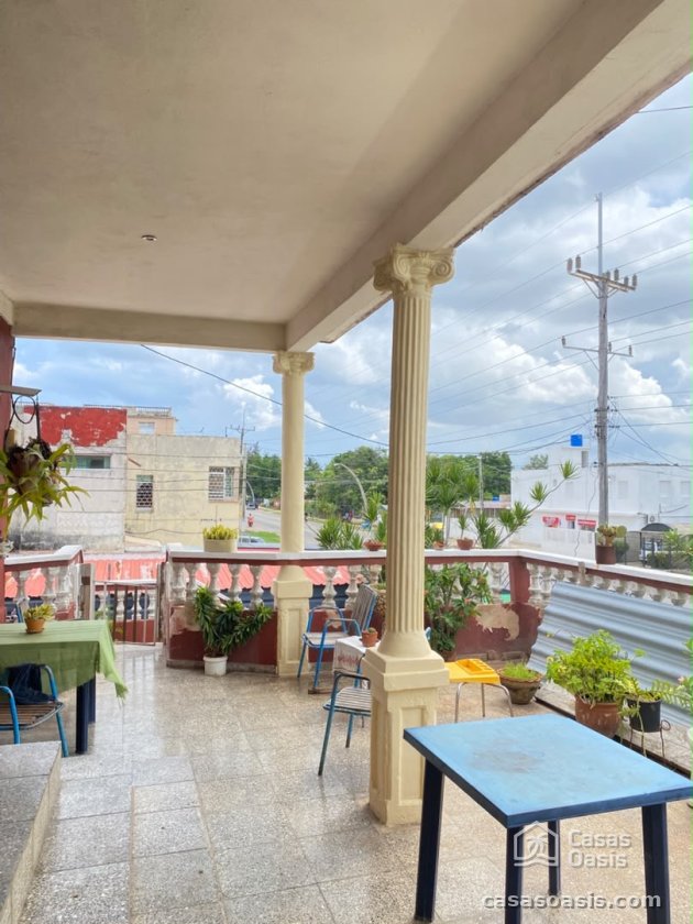 Biplanta de 3 habitaciones en venta en Santa Fe, Playa, La Habana