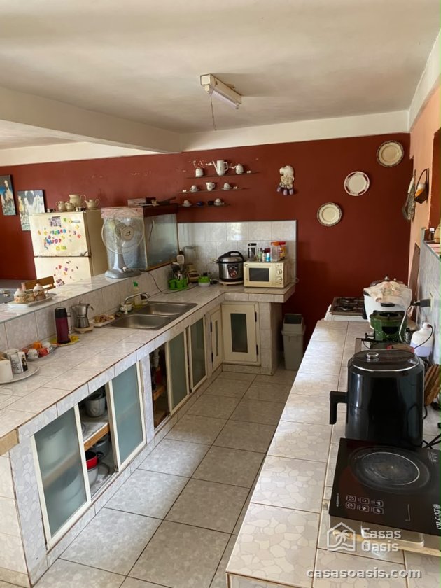 Biplanta de 3 habitaciones en venta en Santa Fe, Playa, La Habana