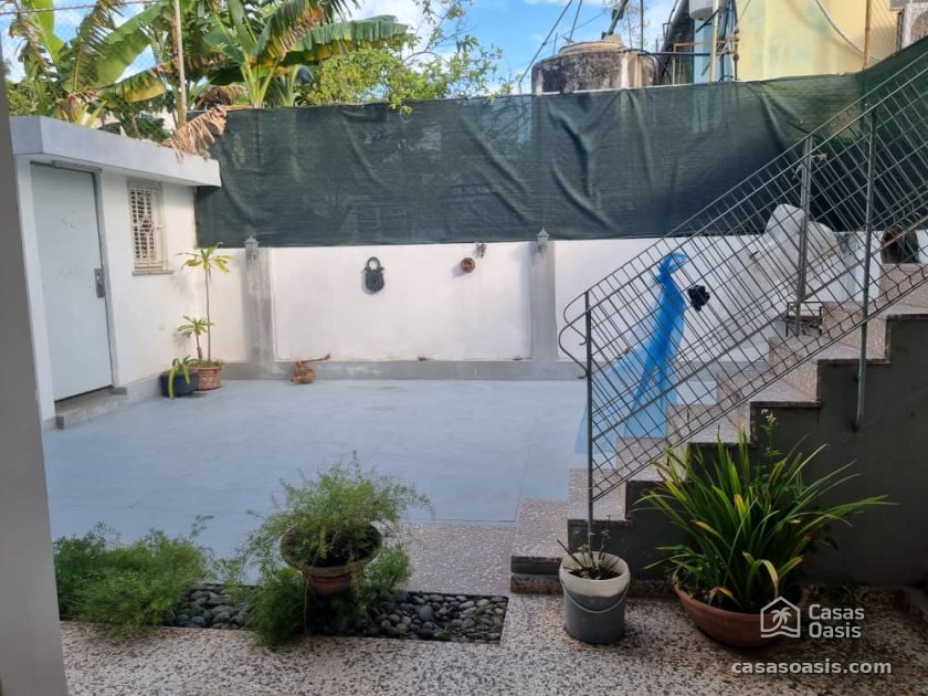 Casa Independiente de 4 habitaciones en venta en Alturas de La Lisa, La Lisa, La Habana