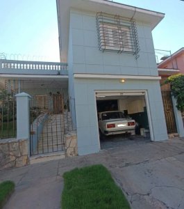 Casa Independiente de 3 habitaciones en venta en Miramar, Playa, La Habana - Miniatura 1